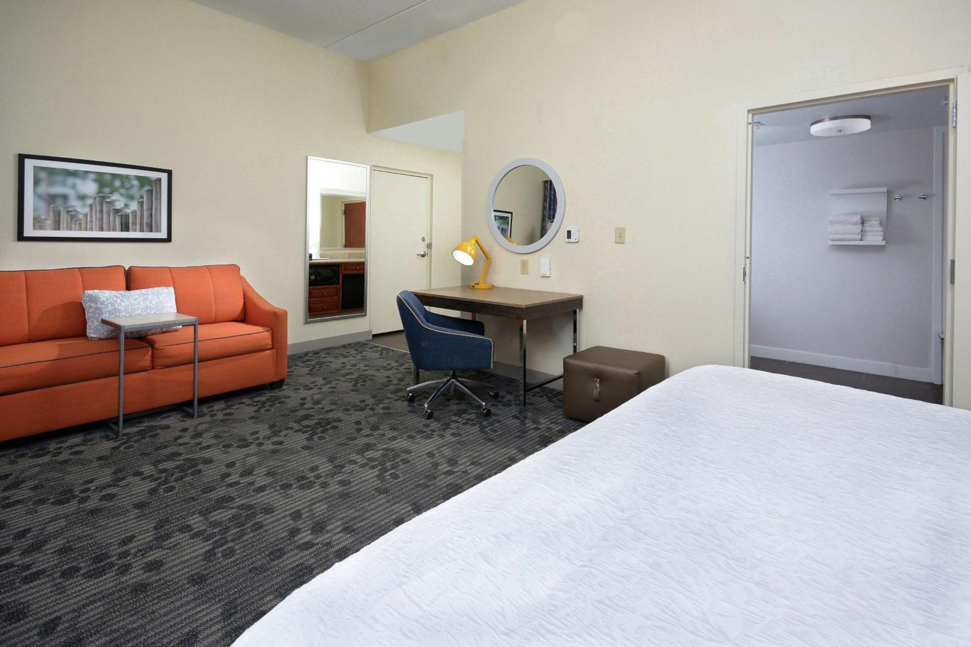 Hampton Inn & Suites Клинтон Экстерьер фото